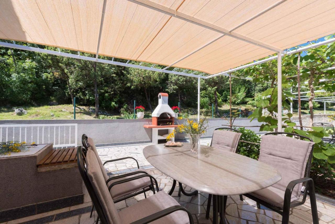 Apartments In Ravni/Istrien 30383 Εξωτερικό φωτογραφία